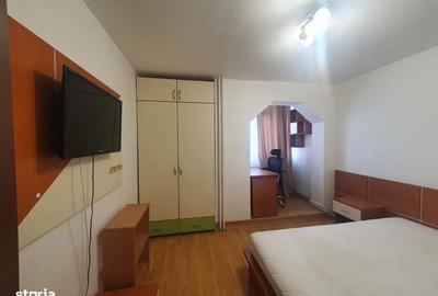 Apartament cu 2 camere decomandat în Independenței