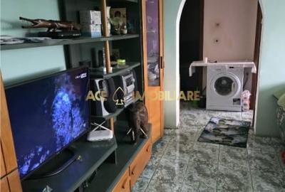 Apartament cu 3 camere decomandat, mobilat în Ozana - 5