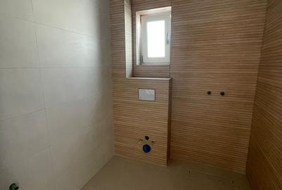 Duplex cu 4 camere cu Canalizare în Central - 18