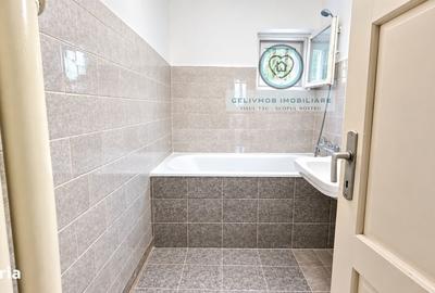 Apartament cu 2 camere semidecomandat în Republicii