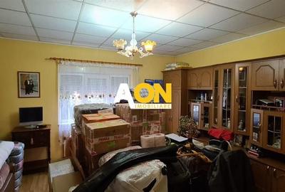 Casă individuală cu 5 camere cu Canalizare în Central - 12
