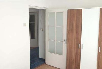 Apartament cu 3 camere decomandat în Crihala - 3