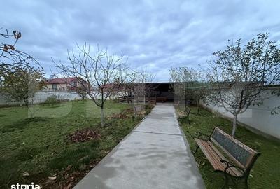 Casă cu 5 camere cu Teren 1025 Mp în Central