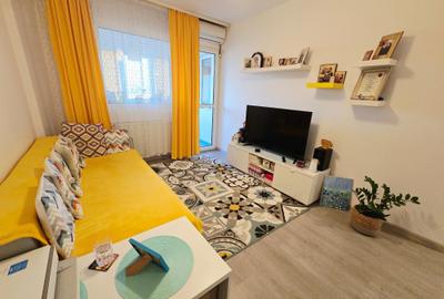 Apartament cu 2 camere semidecomandat în Berceni