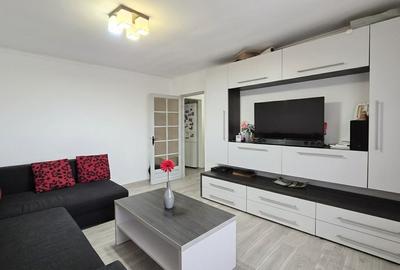 Apartament cu 3 camere decomandat în Micro 16 - 7