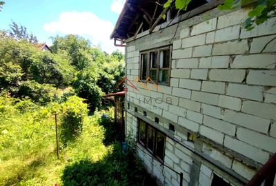 Teren Construcții de 986 mp, în Central - 5