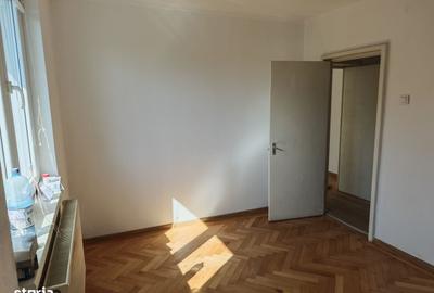 Apartament cu 2 camere semidecomandat în Mărășești