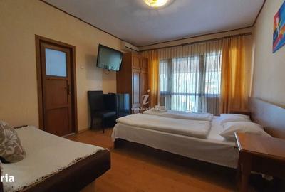 Spațiu comercial, de 233 mp, în Central - 14
