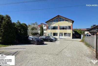 Spațiu comercial, de 235 mp, în Central