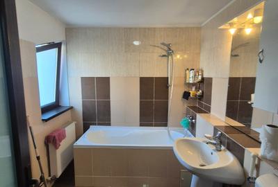 Casă cu 4 camere cu Teren 125 Mp în Exterior Vest - 16