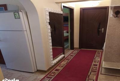 Apartament cu 2 camere decomandat în Micro 15