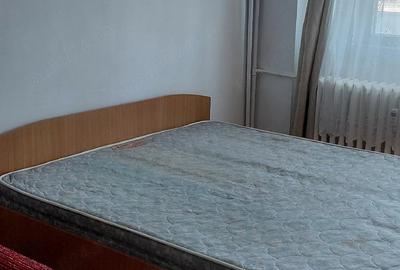 Garsonieră decomandată în Moșilor