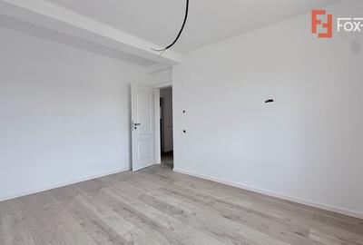 Duplex cu 5 camere cu Canalizare în Moșnița Veche - 11