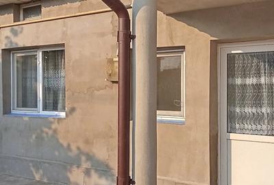 Casă cu 4 camere cu Teren 200 Mp în Micro 14
