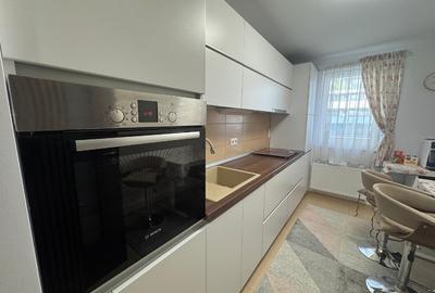 Apartament cu 2 camere decomandat în Tractorul - 6
