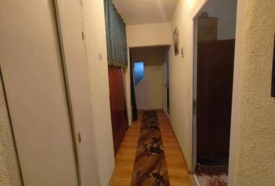 Apartament cu 3 camere decomandat, mobilat în Orizont - 5