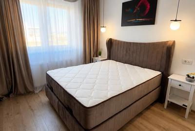 Apartament cu 3 camere în Tractorul