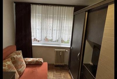 Apartament cu 2 camere decomandat în Podgoria - 1