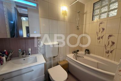 Apartament cu 4 camere semidecomandat, mobilat în Tilișca - 6