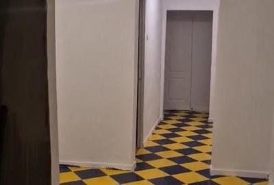 Apartament cu 4 camere decomandat în Ferentari