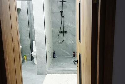 Apartament cu 3 camere decomandat în Central - 2