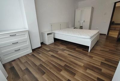 Apartament cu 2 camere semidecomandat în Florești