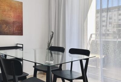 Apartament cu 2 camere nedecomandat, mobilat în Tractorul - 2