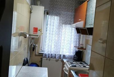 Apartament cu 2 camere decomandat în Exterior Vest