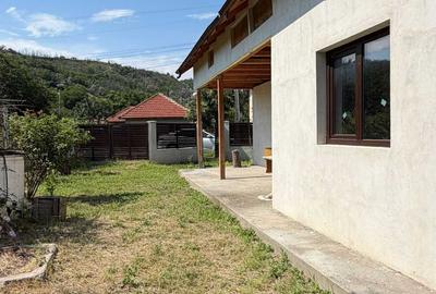 Casă cu 4 camere în Săpoca - 6