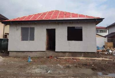 Casă cu 3 camere în Berceni