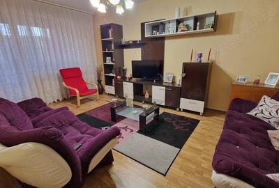Apartament cu 3 camere decomandat, mobilat în Gorjului