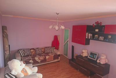 Apartament cu 2 camere semidecomandat în Sud
