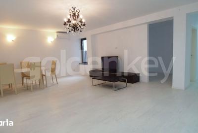 Casă cu 6 camere cu Teren 400 Mp în Central