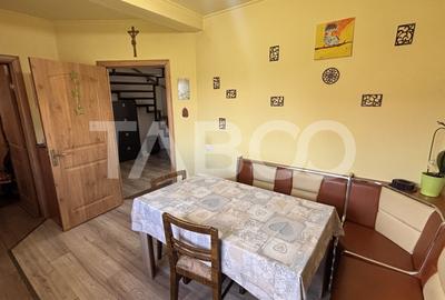 Duplex cu 3 camere cu Canalizare în Șura Mare - 2
