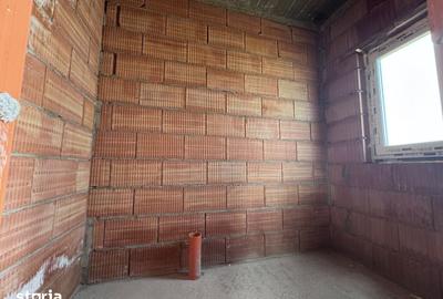 Casă cu 4 camere cu Teren 265 Mp în Central - 8