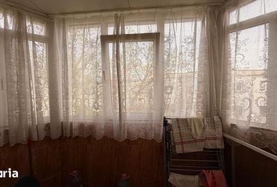 Apartament cu 2 camere decomandat în Țiglina 3
