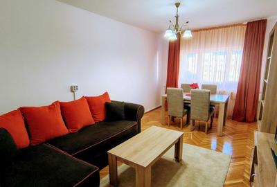 Apartament cu 4 camere decomandat, mobilat în Aviatorilor