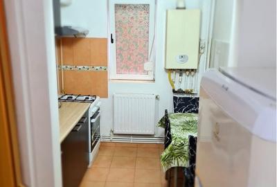 Garsonieră decomandată în Micro 3 - 3