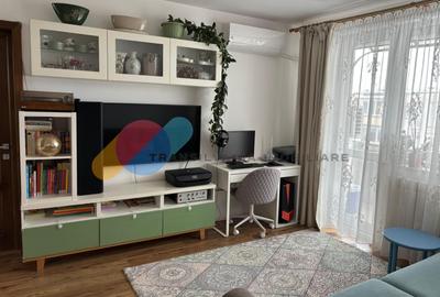 Apartament cu 3 camere semidecomandat, mobilat în Grigorescu