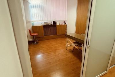 Spațiu comercial, de 8 mp, în Central