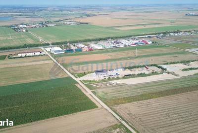 Teren de 66400 mp, în Central - 15