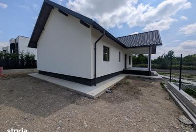 Casă cu 4 camere cu Teren 400 Mp în Hemeiuș - 18