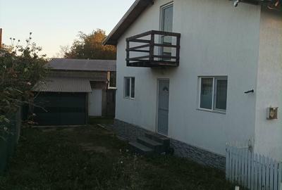 Casă cu 3 camere în Scorțeni