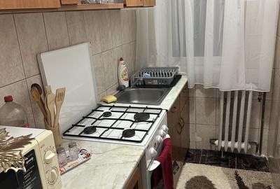 Apartament cu 2 camere decomandat în Exterior Vest