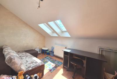 Apartament cu 2 camere decomandat în Florești