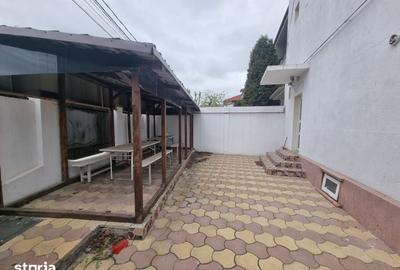 Casă cu 7 camere cu Teren 136 Mp în Central - 12