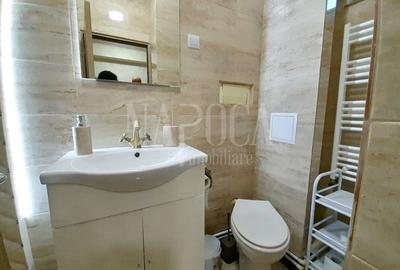 Casă individuală cu 3 camere cu Canalizare în Decebal - 5
