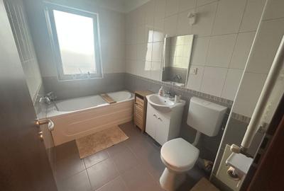 Apartament cu 3 camere decomandat în Berceni - 9