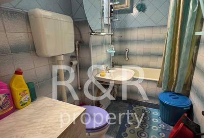 Apartament cu 3 camere semidecomandat în Drumul Taberei