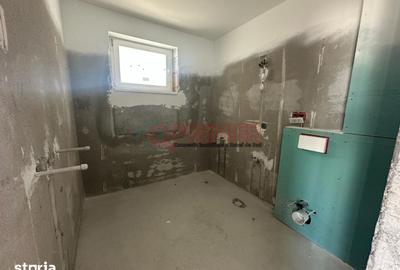 Apartament cu 4 camere în Central - 3